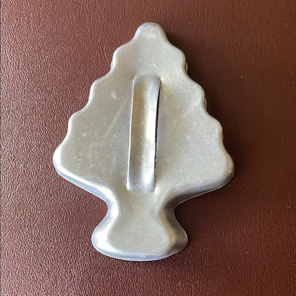 VTG Silver Tree-Shaped Metal Cookie Cutter